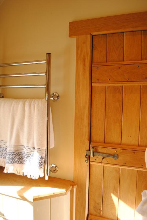 Courtyard Cottages Lymington, 2 Adults Only Eksteriør bilde